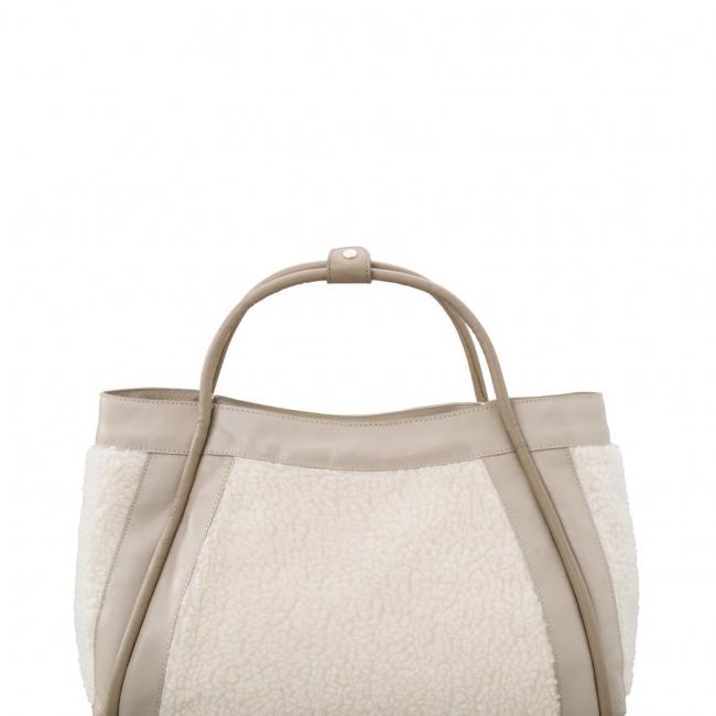 Sac en cuir avec détails sherpa