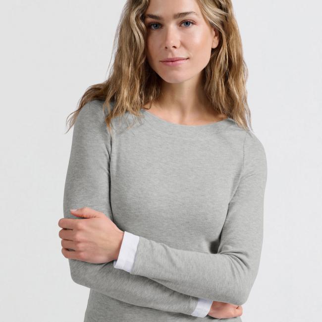 Top effet trompe-l'Sil à détails contrastés