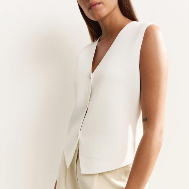 Gilet ajusté à col V