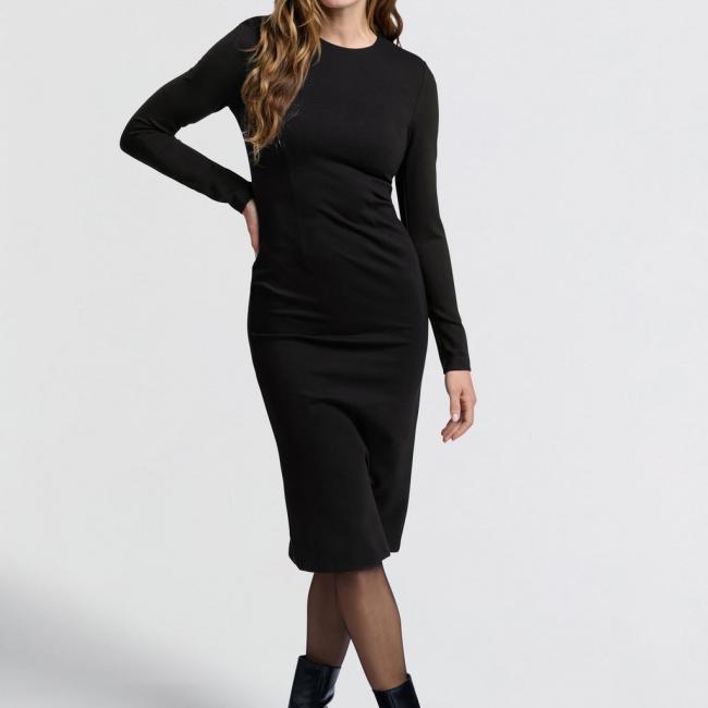 Robe noire coupe midi, col rond, manches longues