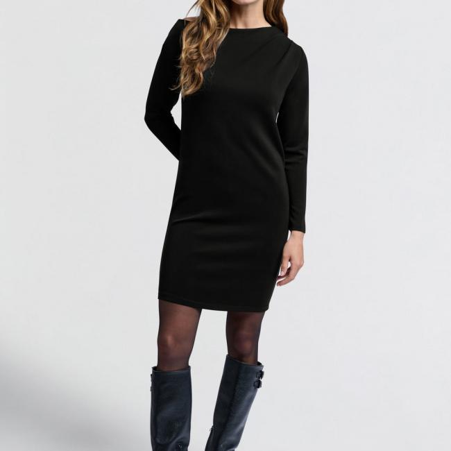 Robe noire à manches longues avec une épaule découverte